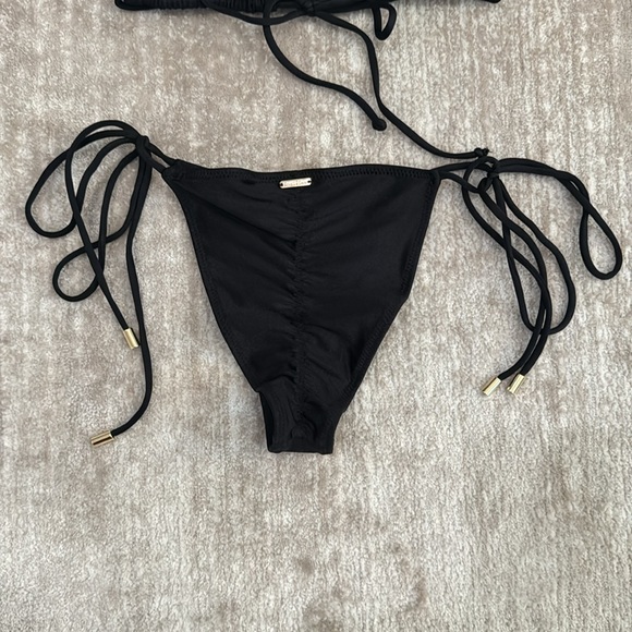 CANALUZ SWIM Bikini in Black - Picture 5 of 7